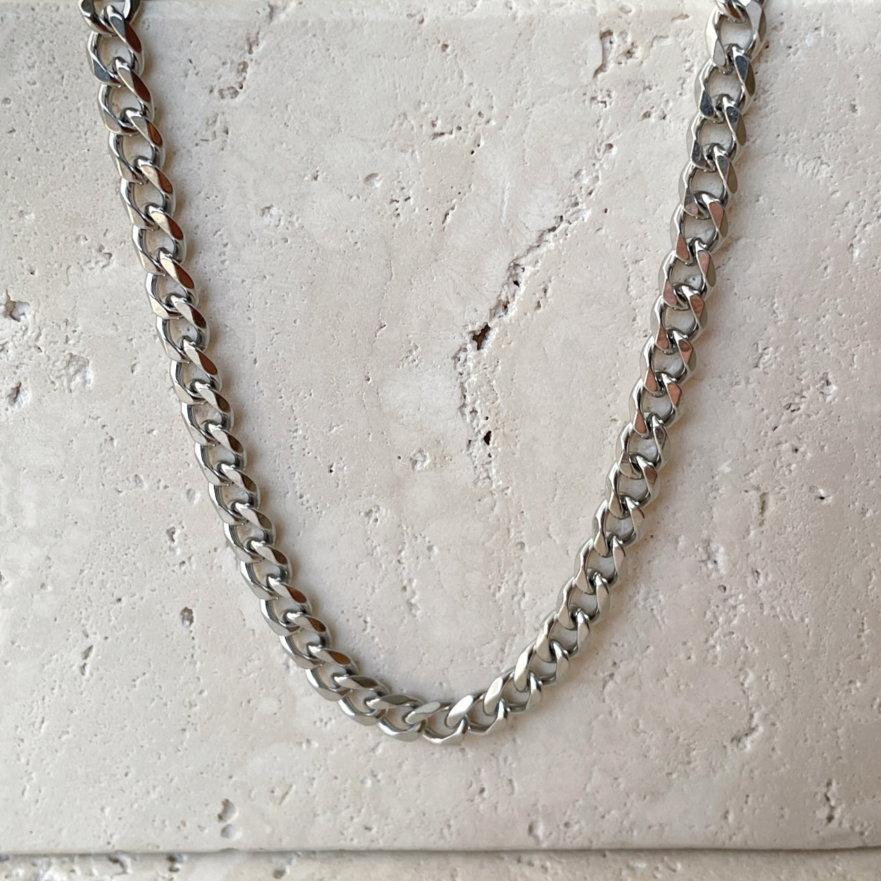 Cuban Necklace Silver Colored 6mm