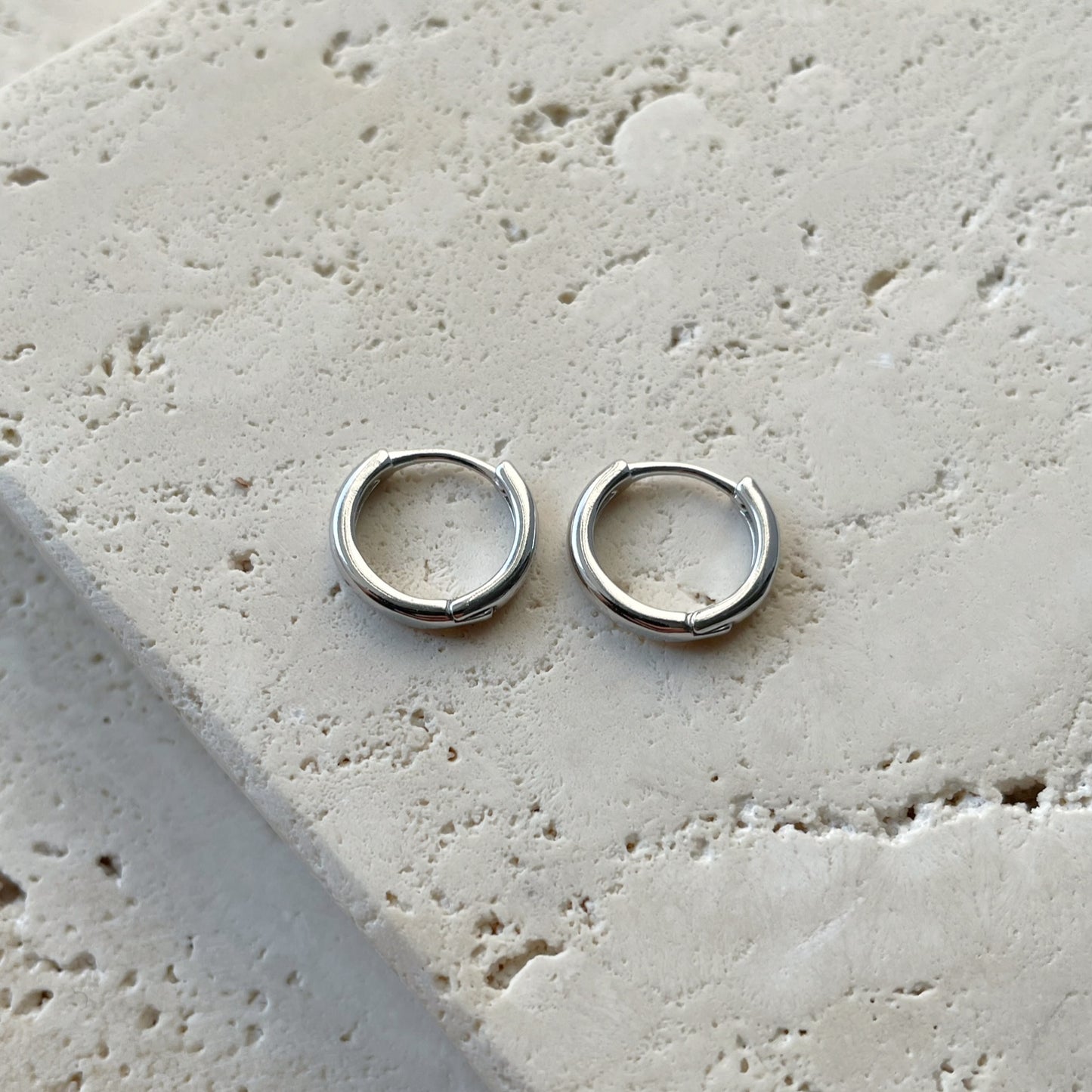 Classic Creoles Silver Colored Medium