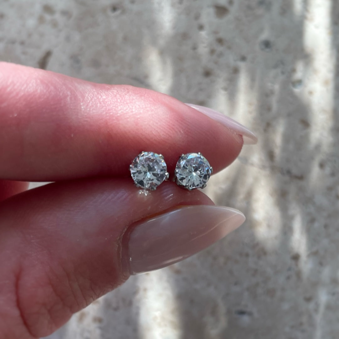 Crystal Stud Earrings Silver Colored 5mm