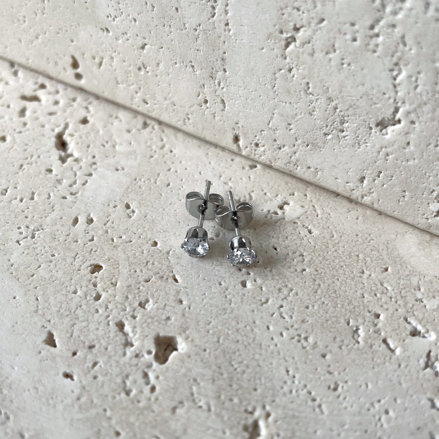 Crystal Stud Earrings Silver Colored 4mm