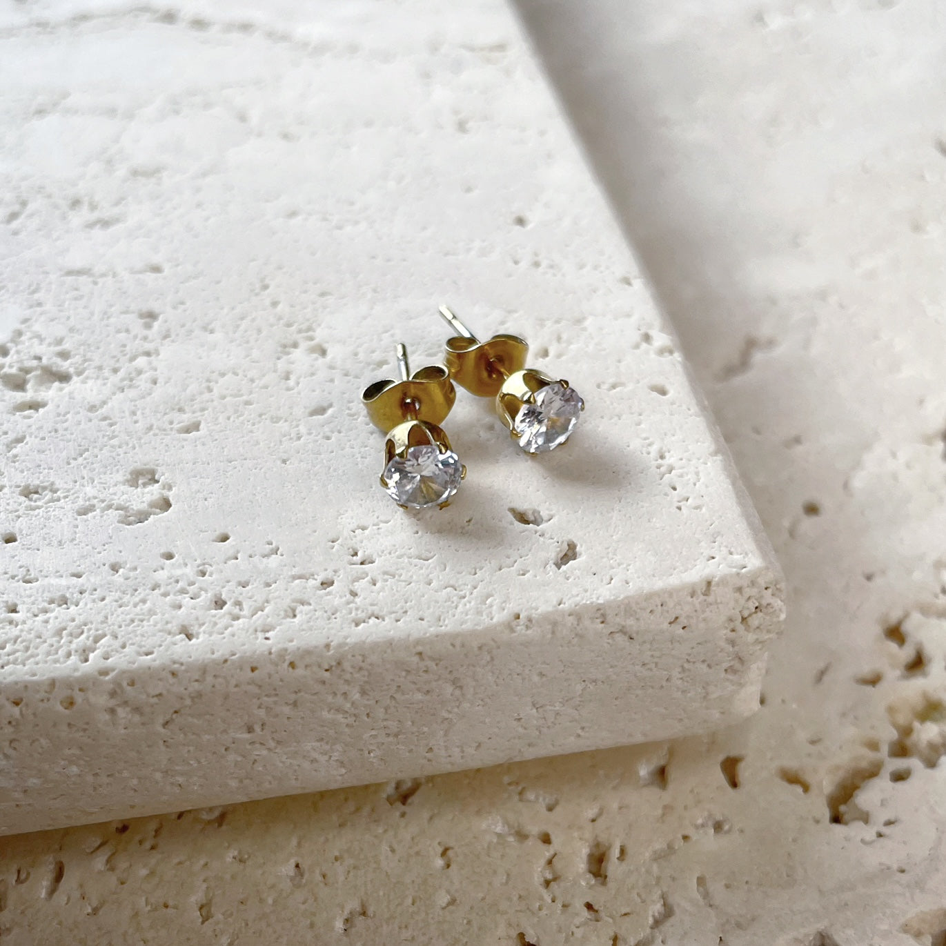 Crystal Stud Øreringe Guldbelagt 5mm
